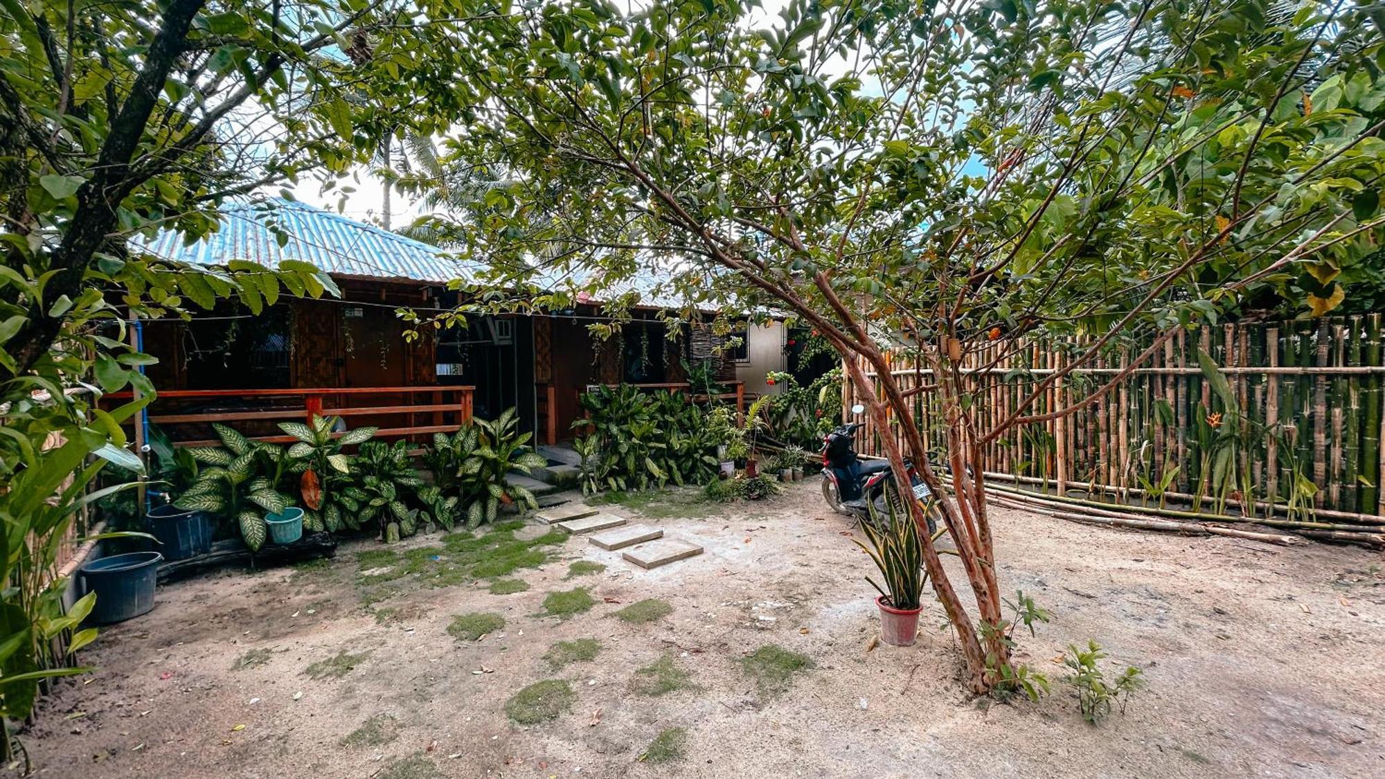 Hotel Islo Hut Kaliwa General Luna  Esterno foto